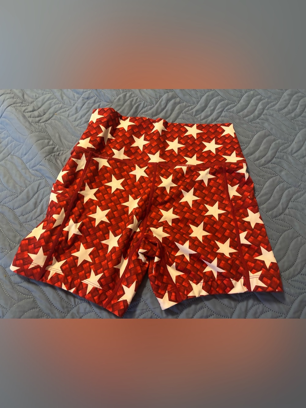 Constantly Varied Gear Red Star Print Women’s Athletic Shorts w/pockets - Picture 2 of 3